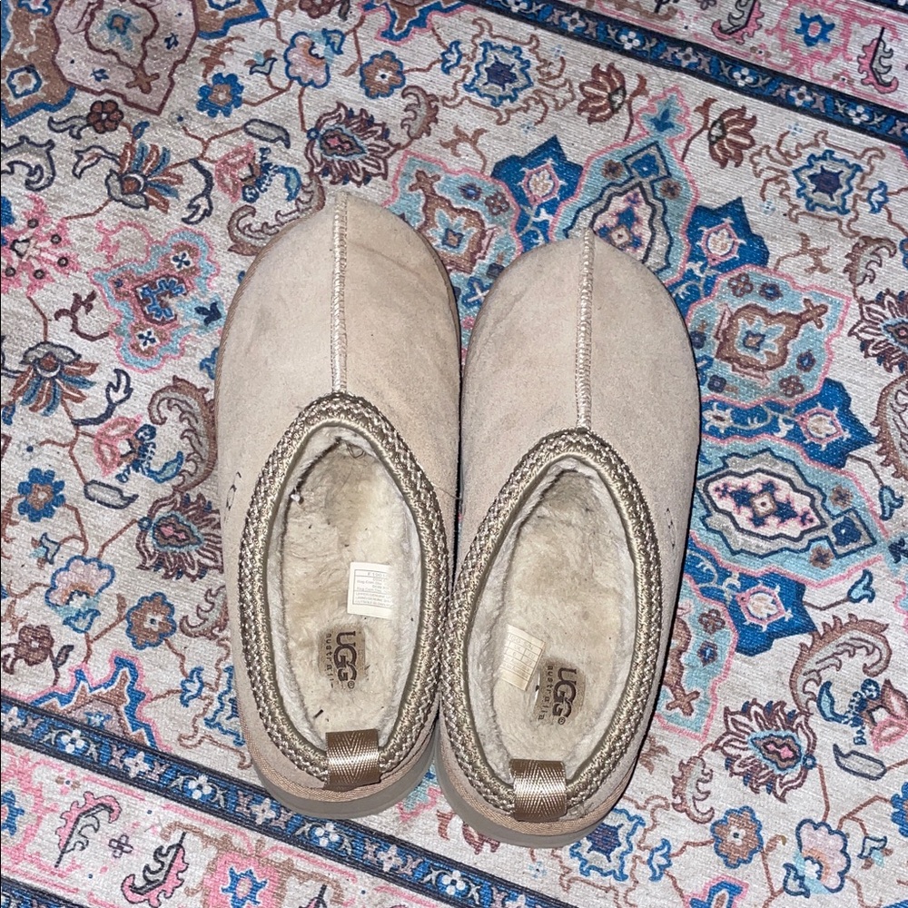 UGG Women's Cozy Beige Slippers